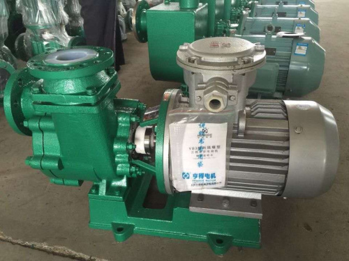 襯氟離心自吸泵.jpg
